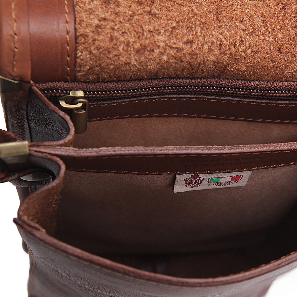 Inside of I Medici Varese Small Crossbody Purse