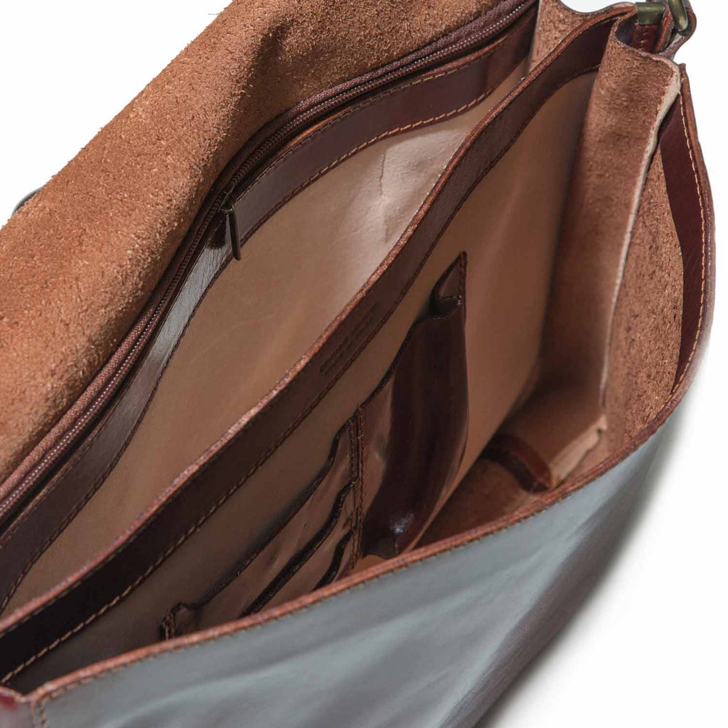 I Medici Postina Leather Messenger Bag in Brown