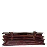 Bottom of I Medici Cartellone Indy Leather Briefcase Laptop Case